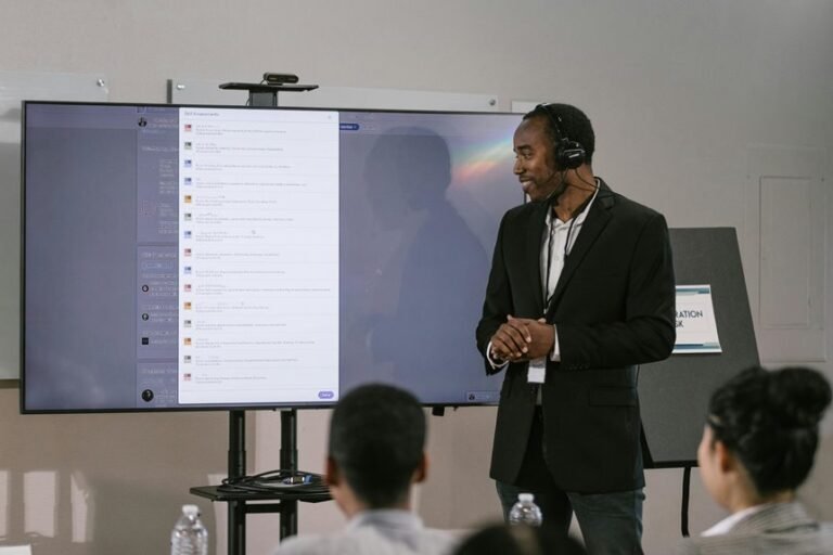 engaging online audience strategies
